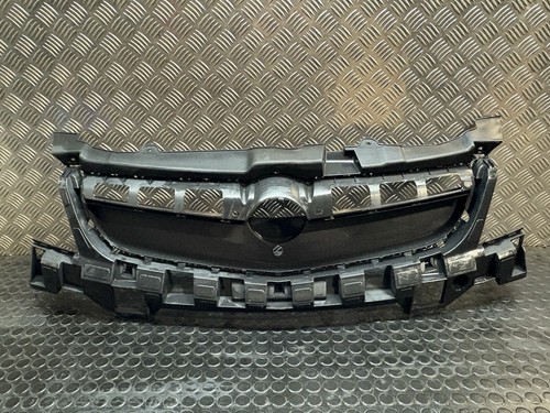 Vauxhall vectra front bumper - c,
