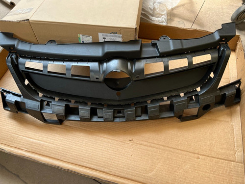 13216366 radiator grille - radiator,